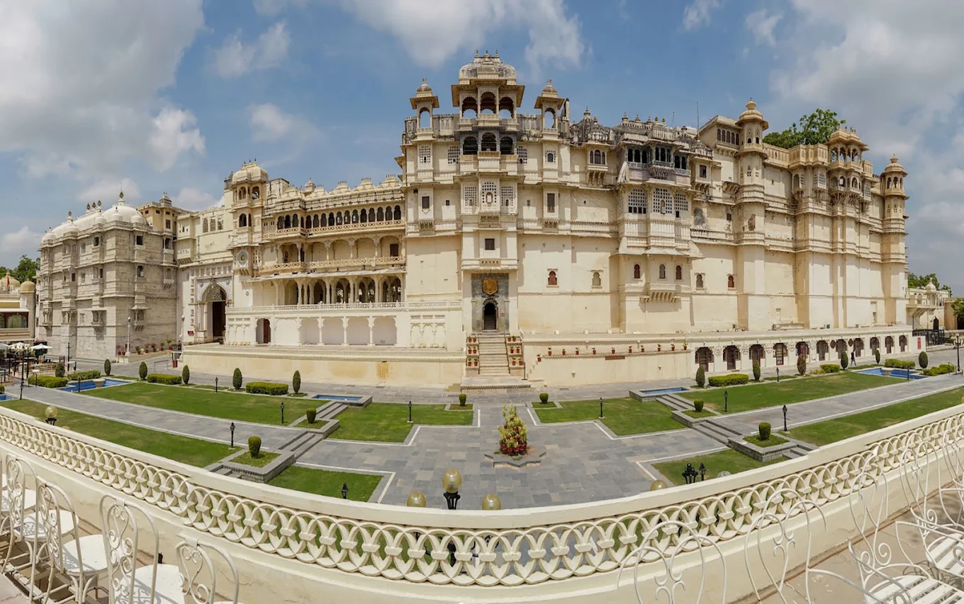 Mr. Devi Singh - Government Tourist Department Licensed Guide